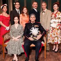 Παράσταση : “ΕΝΑΣ ΗΡΩΑΣ ΜΕ ΠΑΝΤΟΦΛΕΣ”